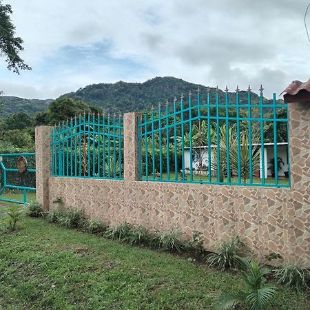 Casa Hostal Bouva El Valle de Anton Екстериор снимка